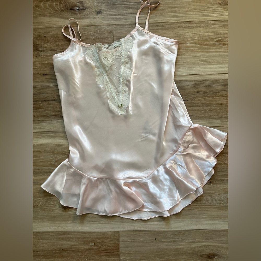 Vintage TJW by Mervyn’s Satin Slip Blouse L